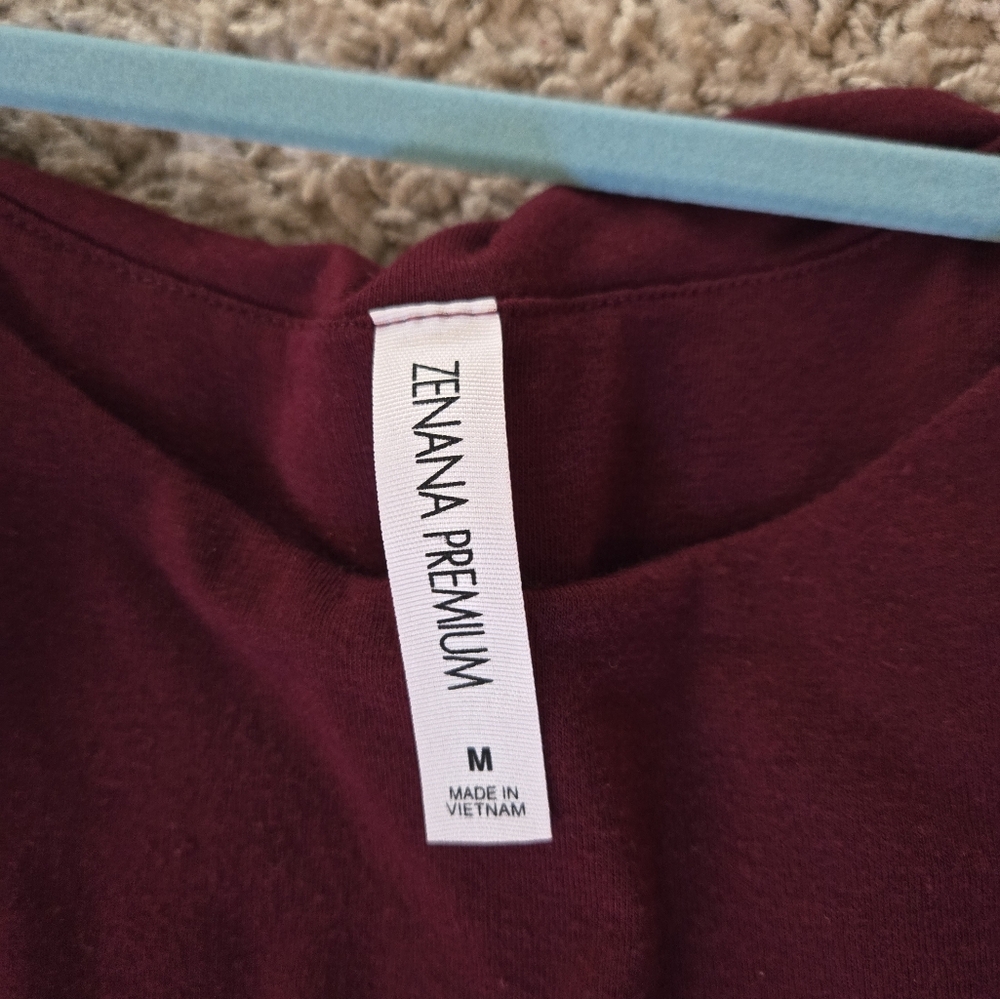 Zenana burgundy dress size Medium